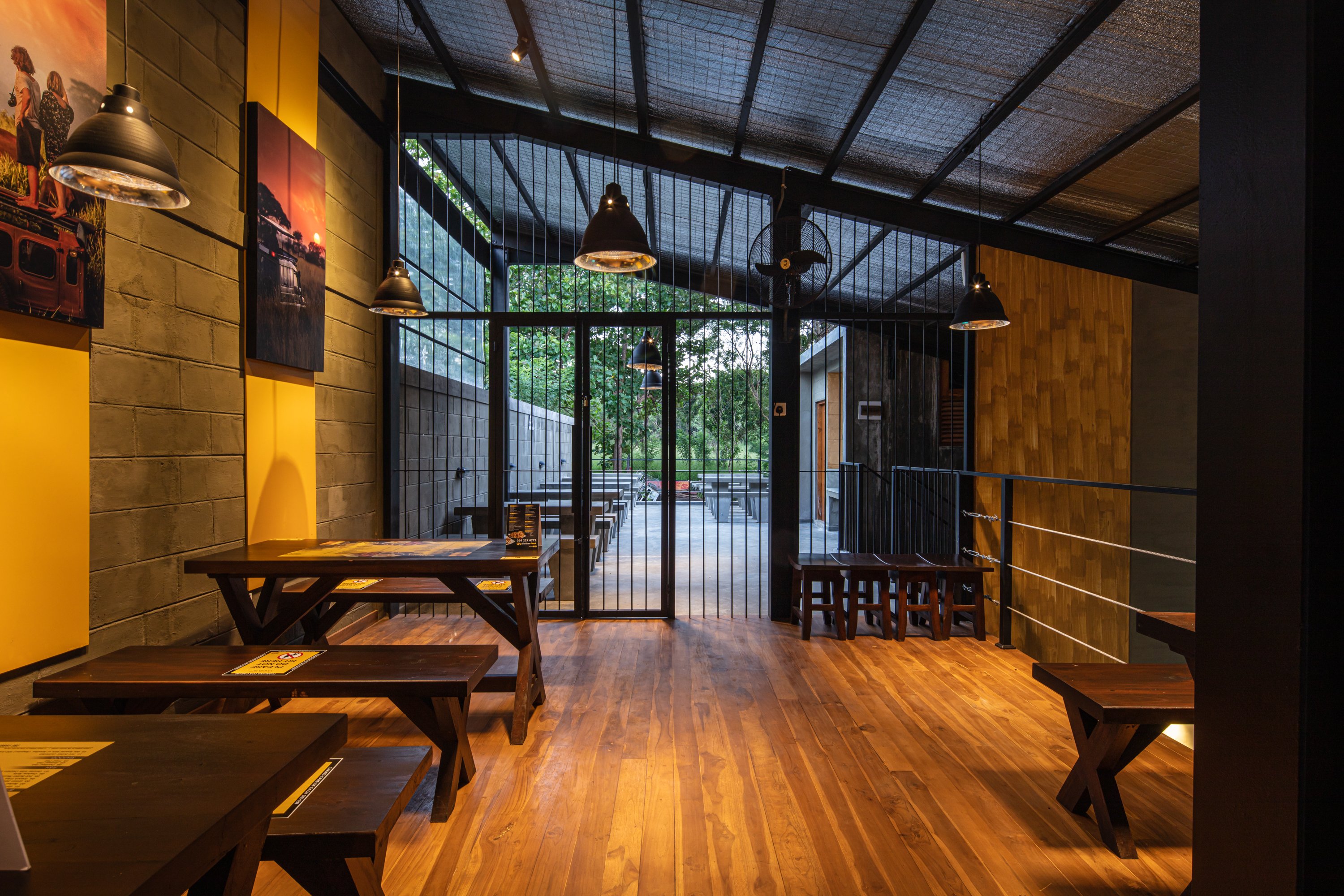 ARCHITECTURAL - RIVER HOUSE